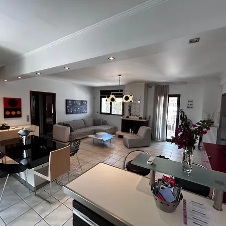 A-class Apartment,near The Sea & Lejlighed Patras