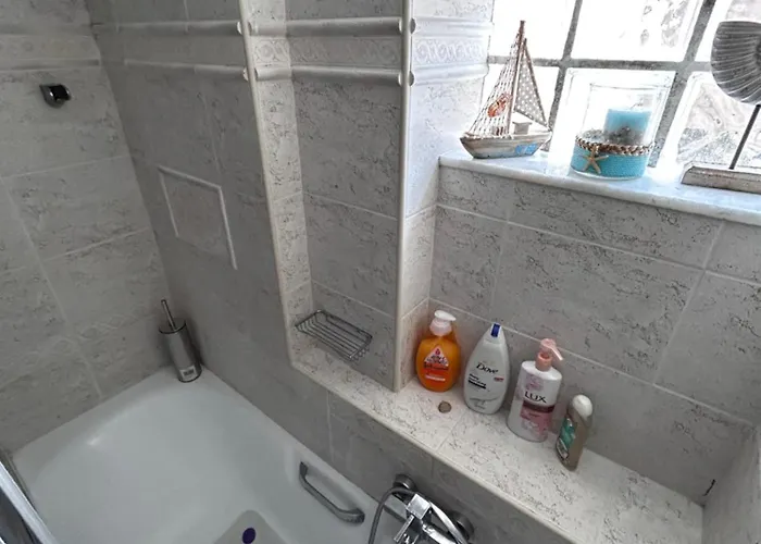 A-class Apartment,near The Sea & * 파트라